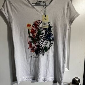 White Celtic Knot Ireland T-Shirt – Size S – New with Tags